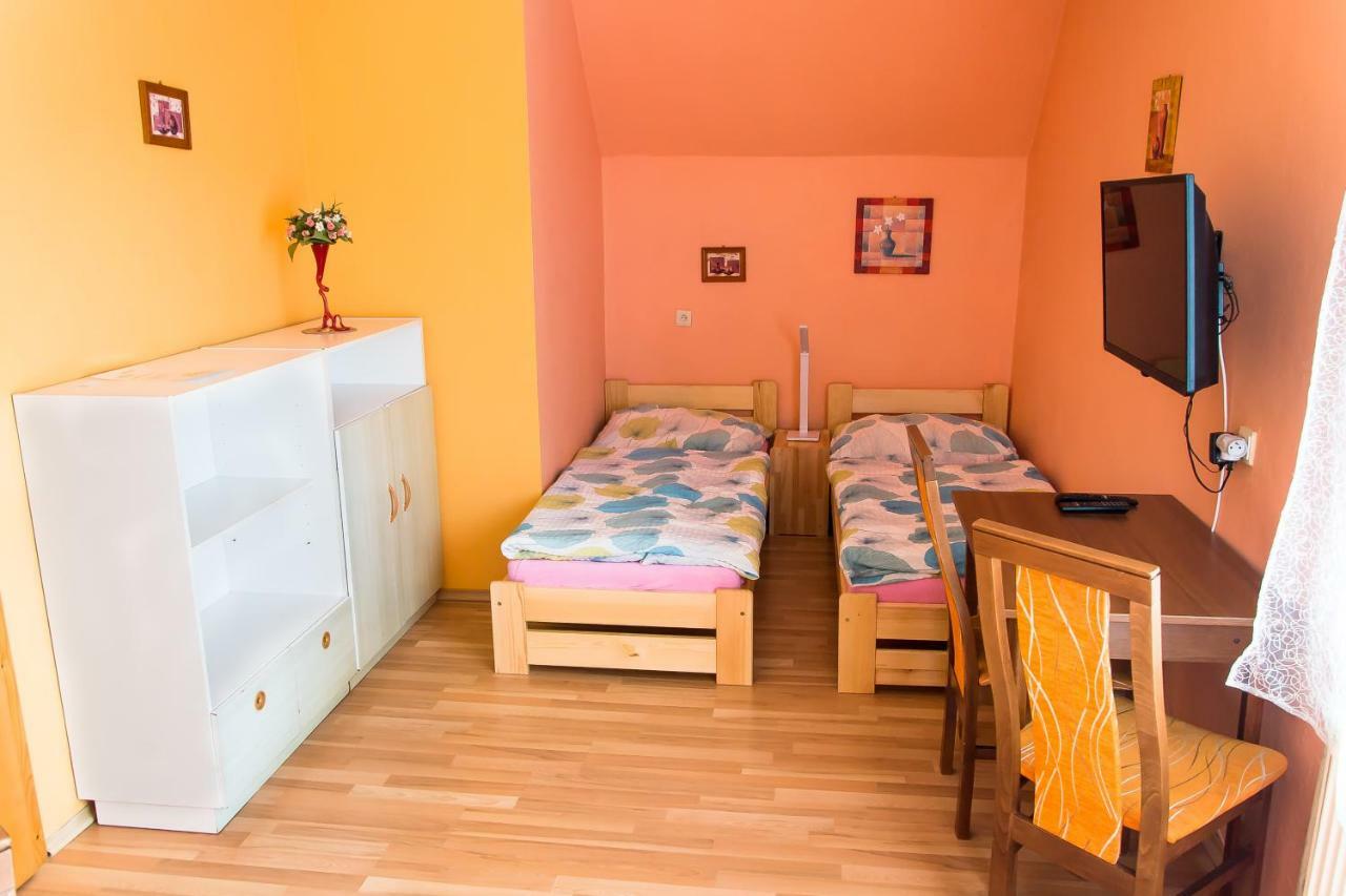 Ubytovanie U Jozefa Červený Kláštor Esterno foto